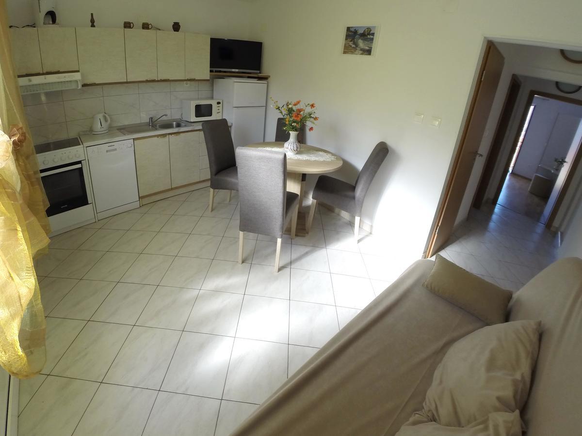 Apartments Ljiljana Trogir Kültér fotó