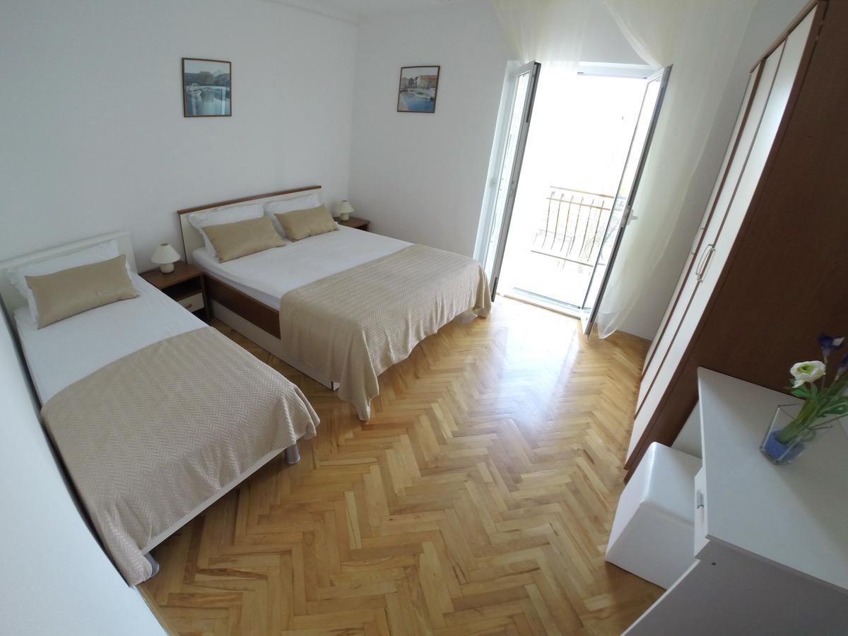 Apartments Ljiljana Trogir Kültér fotó
